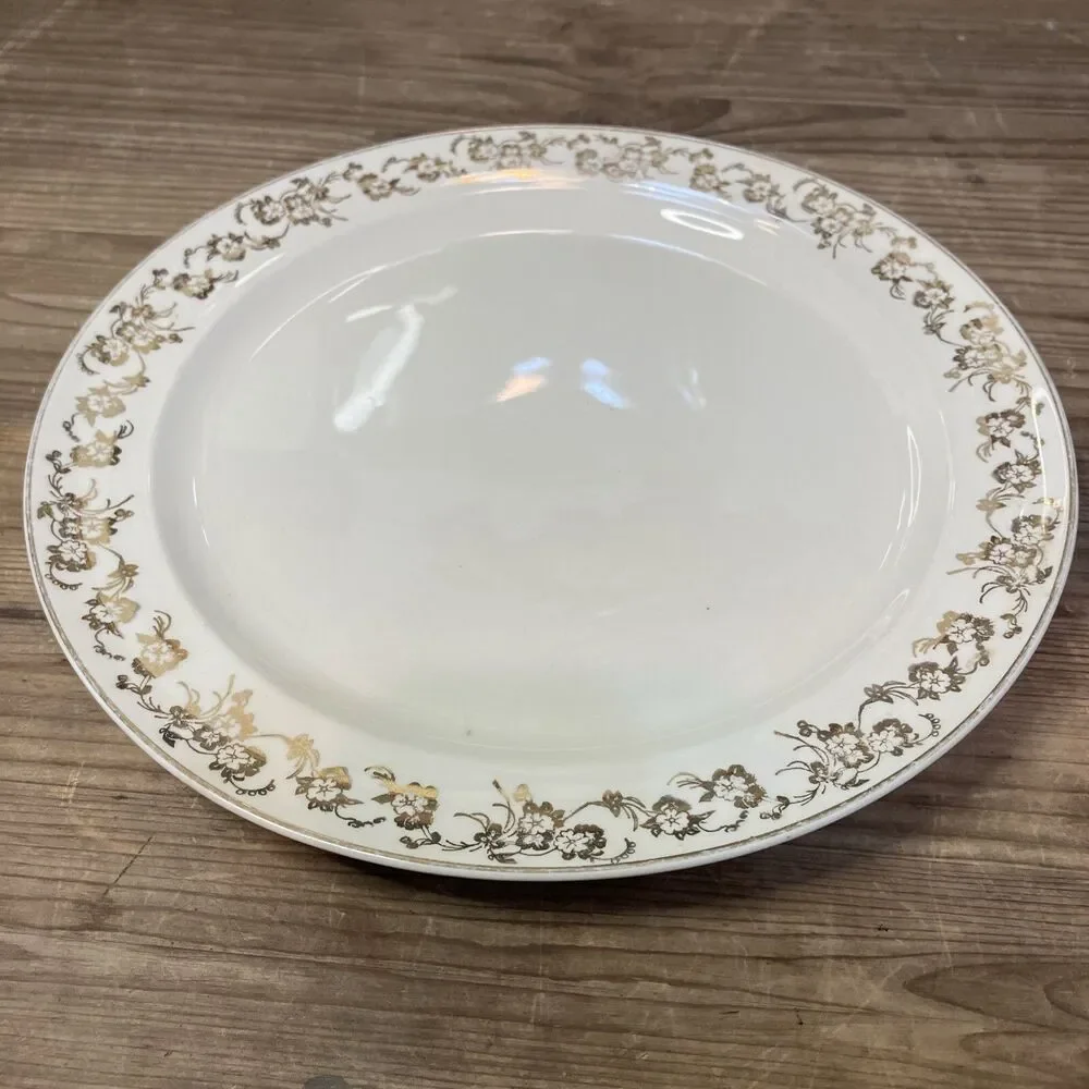 Vintage Mid Century Taylor Smith Taylor USA 10” Dinner Plate 461 Gold Floral Rim